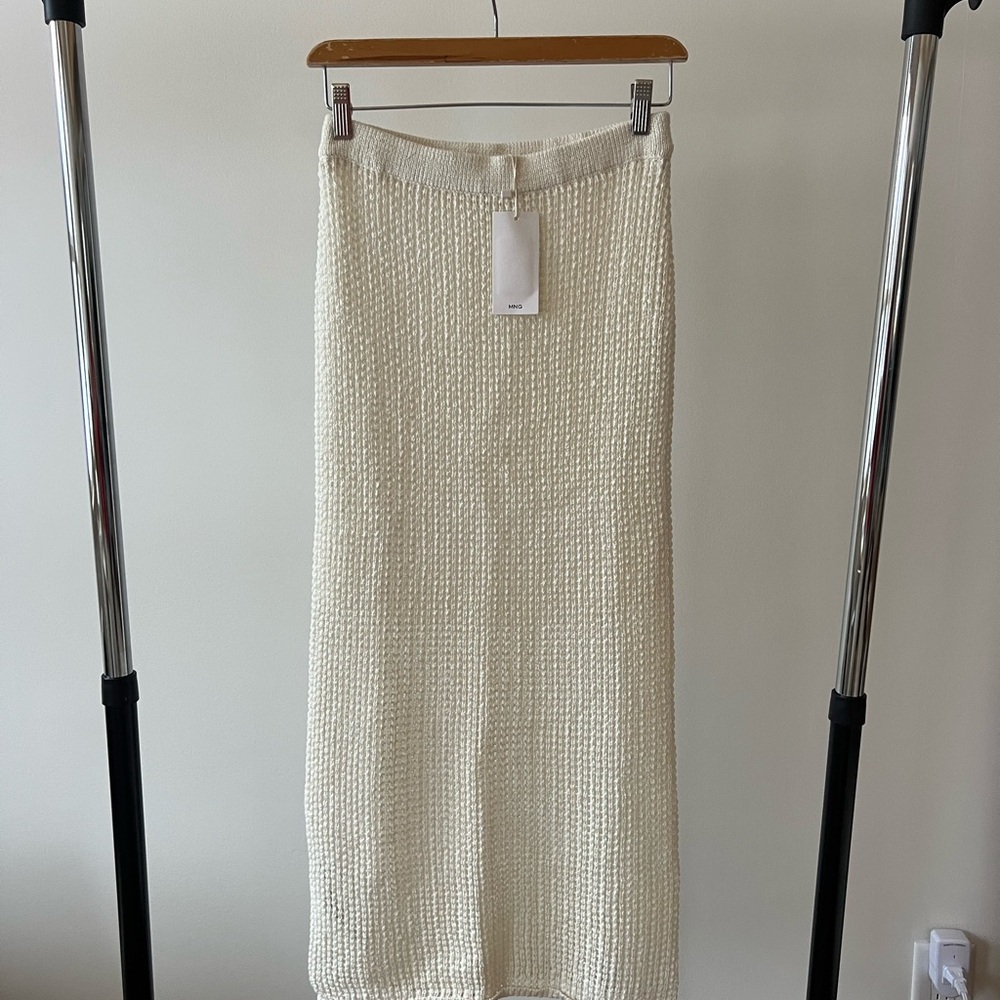 NWT Mango Crochet Knitted Skirt - Size Medium